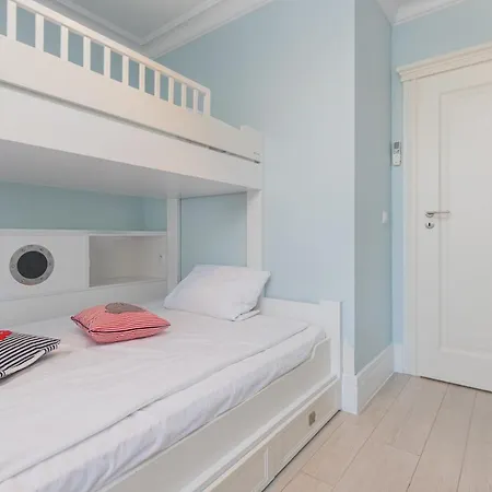 Sailor Apartment Jastrzebia Gora By Renters Prestige Exterior photo